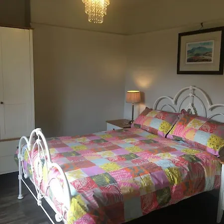 فندق Rustic Cottage, Garden, Near Amenities, Wifi 3*