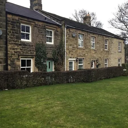 فندق Rustic Cottage, Garden, Near Amenities, Wifi 3*